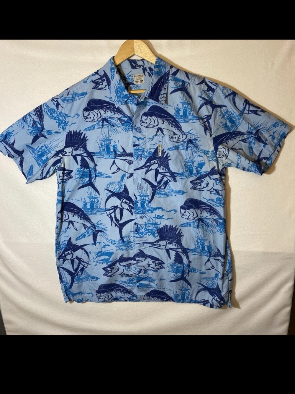 Columbia PFG Light Blue Short-Sleeve Fish Print Shirt Casual Men's Shirt Size M